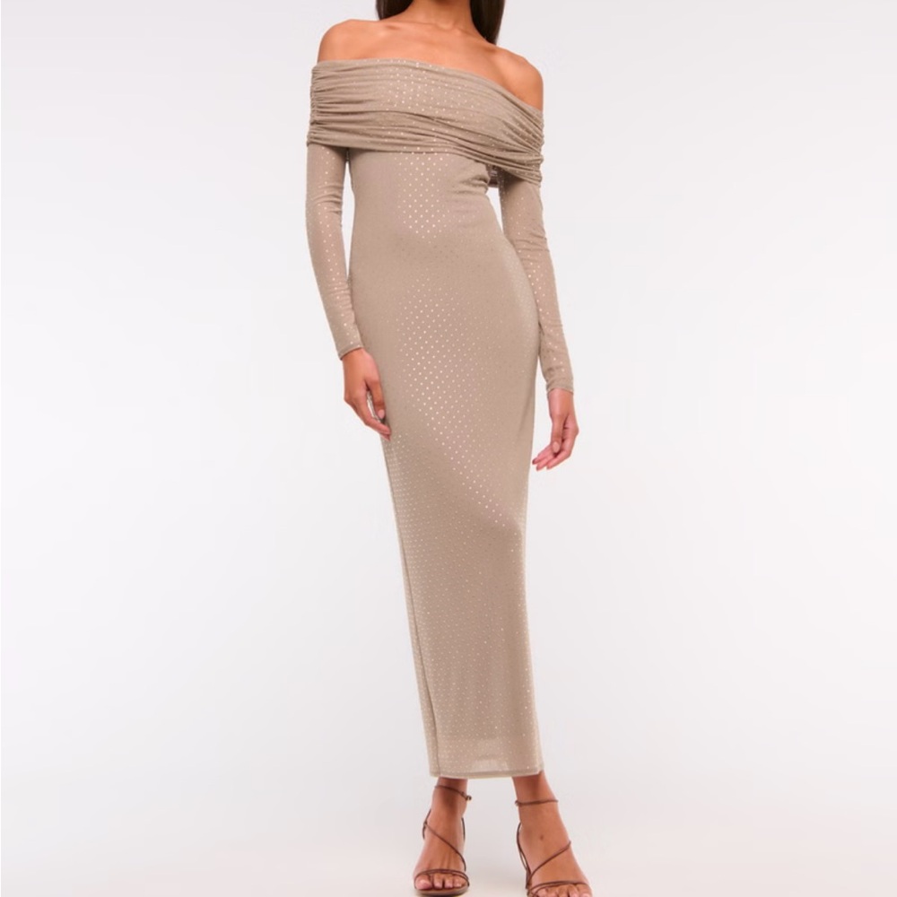 Abercrombie & Fitch Off‑Shoulder Maxi Dress in Taupe with Subtle Shine